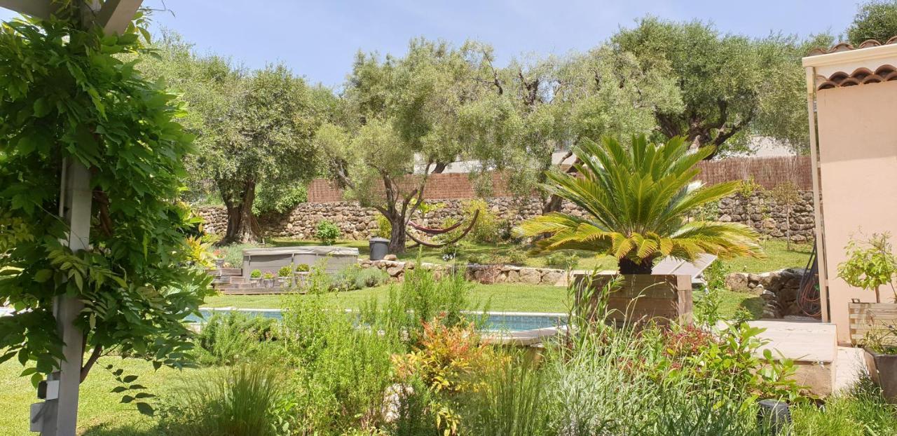 La Bastide Aux Oliviers Hotel Tourrettes-sur-Loup Exterior photo